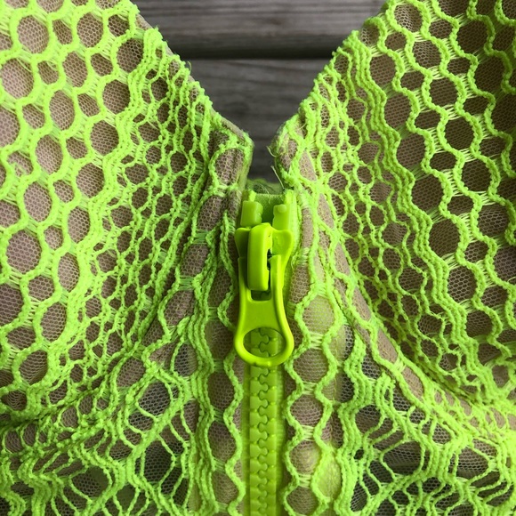 Victoria’s Secret Very Sexy Lined Demi Neon Bra - Picture 7 of 8